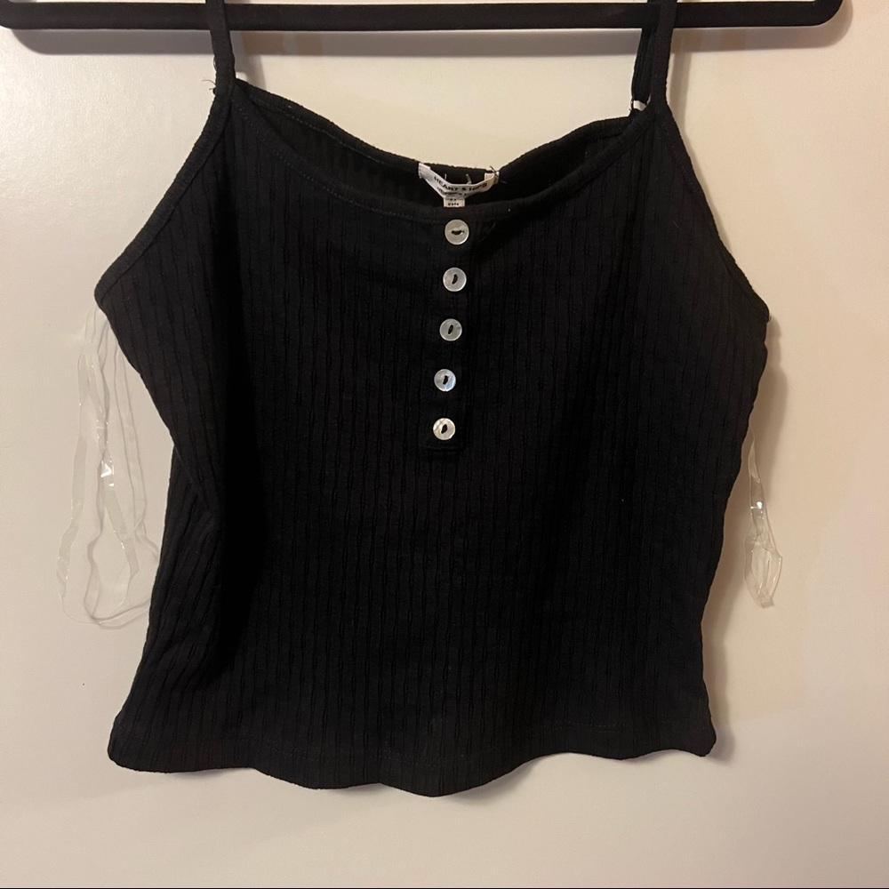 Black Cropped Tank